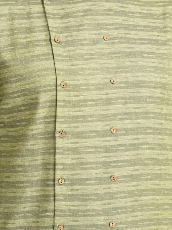 Tabard_Men_Printed_Asymmetric_Kurta_(Green)