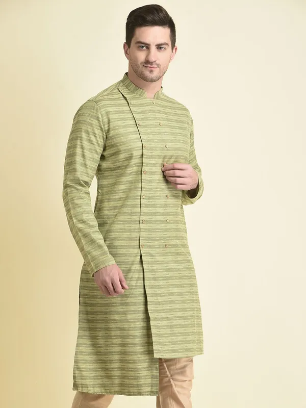 Tabard_Men_Printed_Asymmetric_Kurta_(Green)