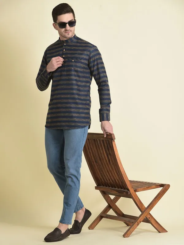Tabard_Men_Striped_A-line_Kurta_(Blue)