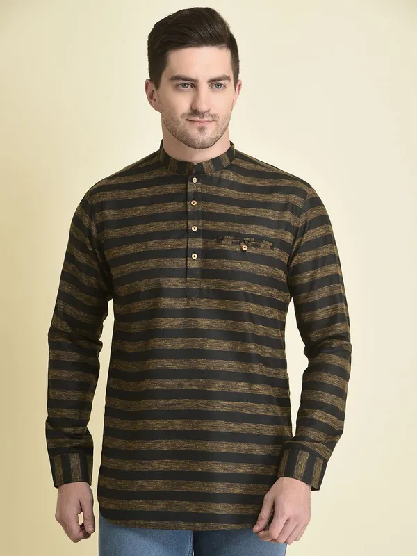 Tabard_Men_Striped_A-line_Kurta_(Black)