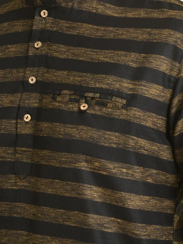 Tabard_Men_Striped_A-line_Kurta_(Black)