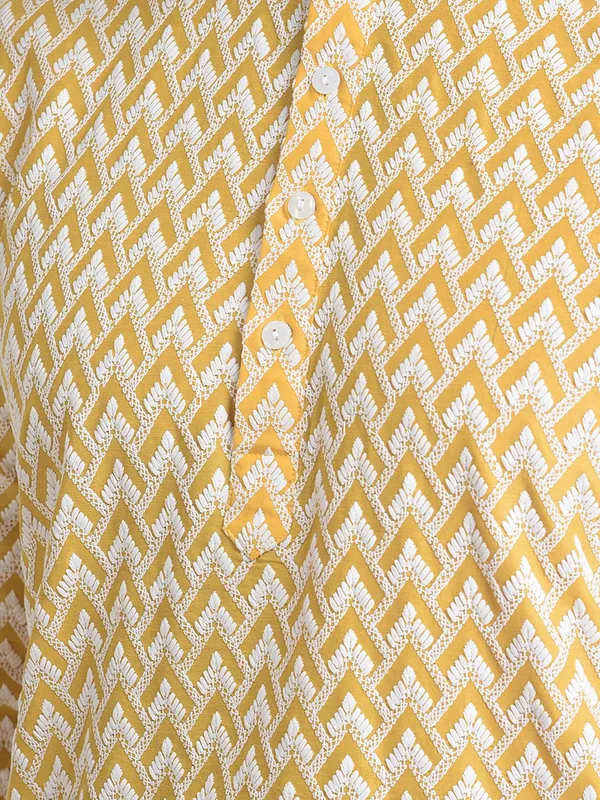 Tabard_Men_Chikan_Embroidery_Straight_Kurta_(Yellow)