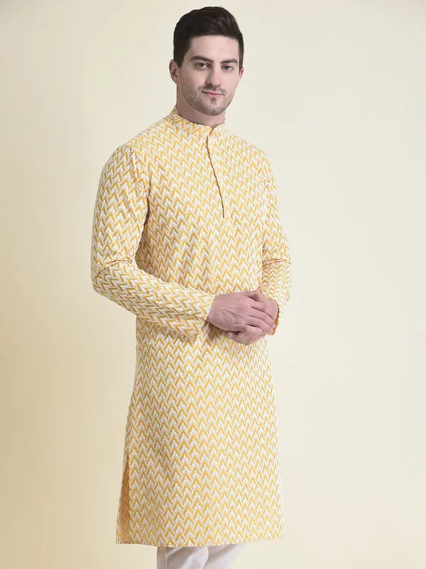 Tabard_Men_Chikan_Embroidery_Straight_Kurta_(Yellow)