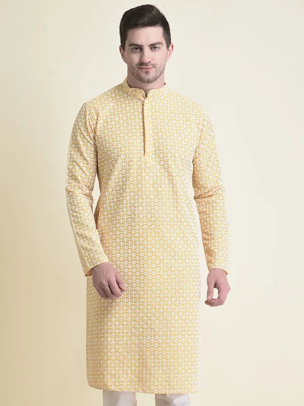 Tabard_Men_Chikan_Embroidery_Straight_Kurta_(Yellow)