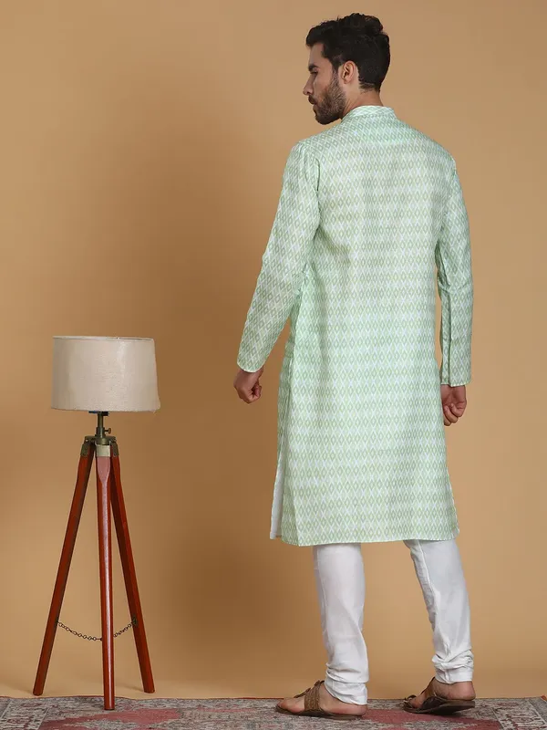 Tabard_Men_Printed_Straight_Kurta_(Light_Blue,_White)