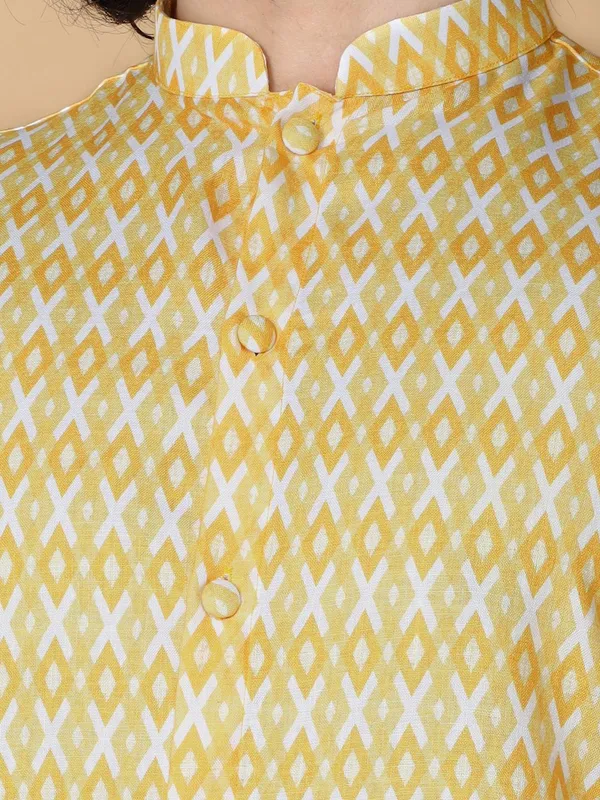 Tabard_Men_Printed_Straight_Kurta_(Yellow)