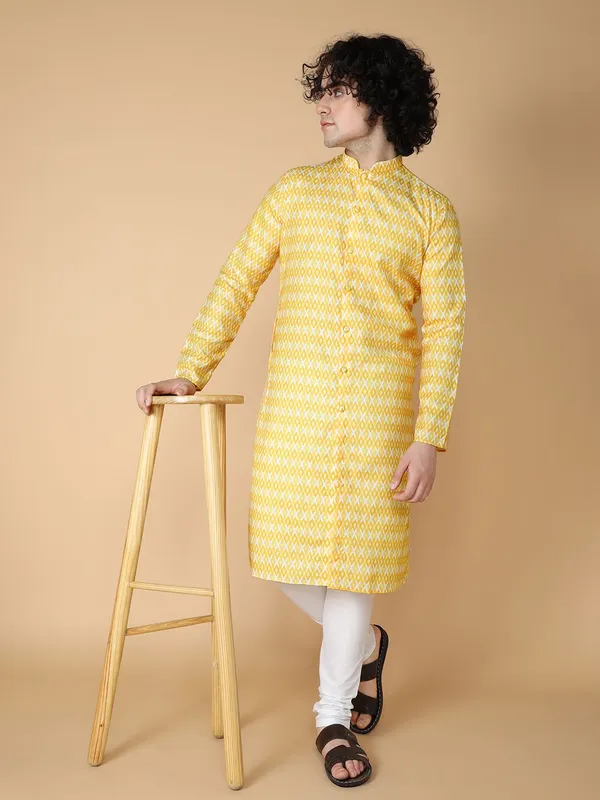 Tabard_Men_Printed_Straight_Kurta_(Yellow)