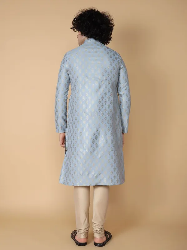 Tabard_Men_Printed_Straight_Kurta_(Light_Blue,_Gold)