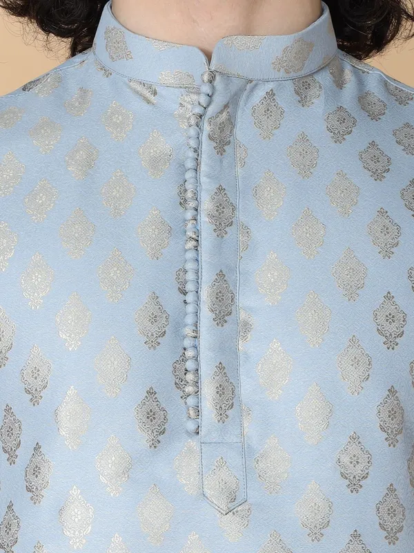 Tabard_Men_Printed_Straight_Kurta_(Light_Blue,_Gold)
