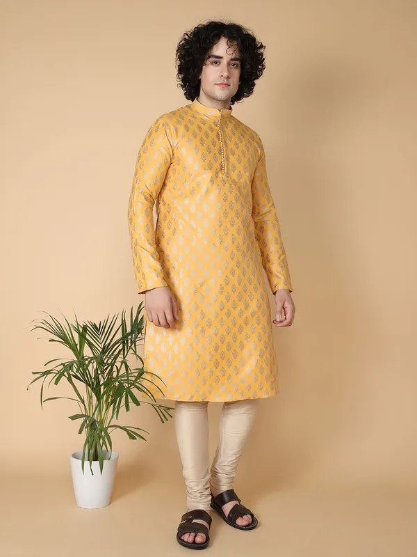 Tabard_Men_Printed_Straight_Kurta_(Yellow)