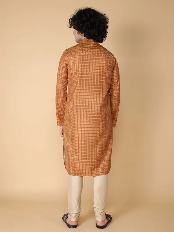 Tabard_Men_Printed_Straight_Kurta_(Brown)