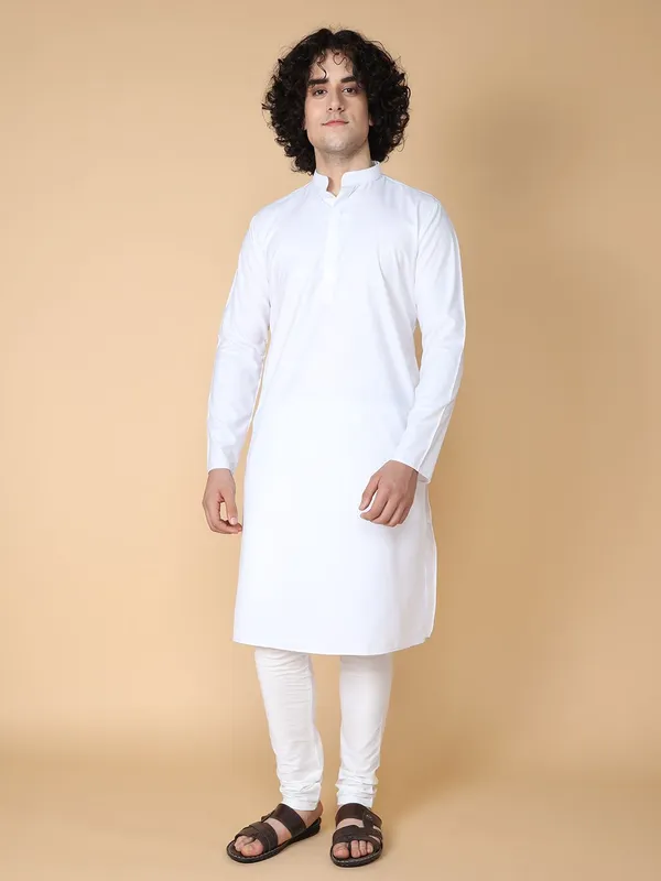 Tabard_Men_Solid_Straight_Kurta_(White)
