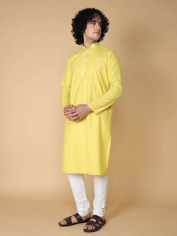 Tabard_Men_Solid_Straight_Kurta_(Yellow)