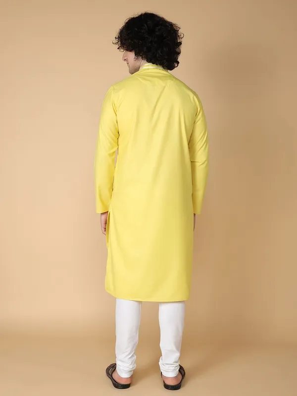 Tabard_Men_Solid_Straight_Kurta_(Yellow)