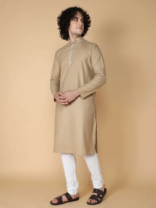 Tabard_Men_Solid_Straight_Kurta_(Beige)