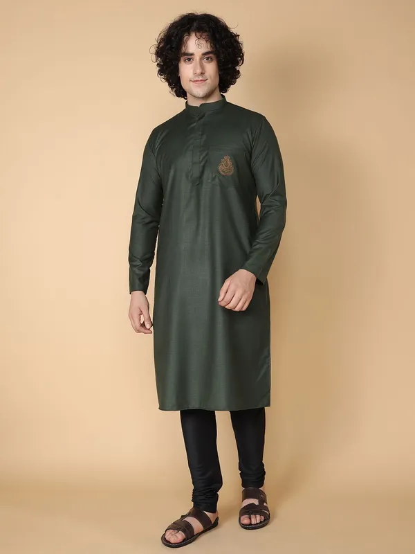 Tabard_Men_Embroidered_Straight_Kurta_(Dark_Green)