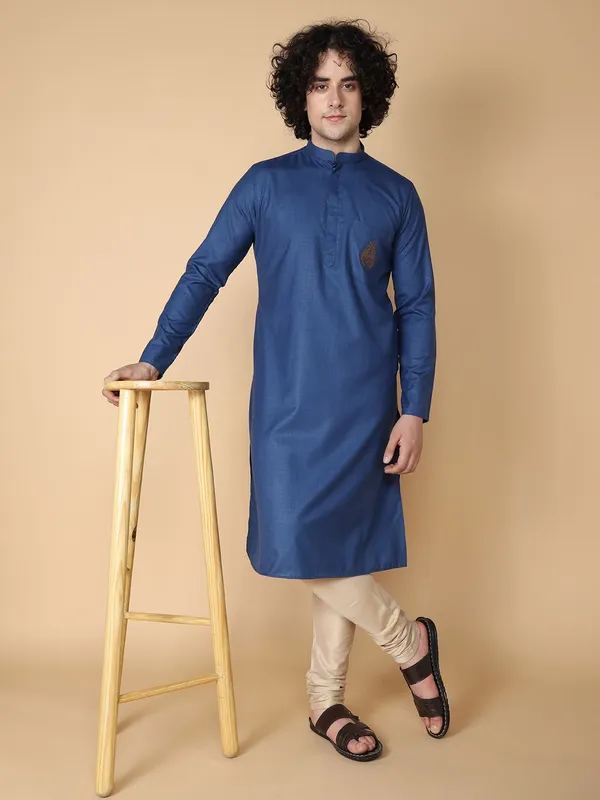 Tabard_Men_Embroidered_Straight_Kurta_(Blue)