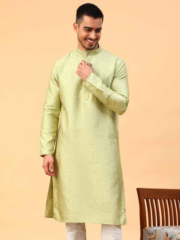 Tabard_Men_Printed_Straight_Kurta_(Green)