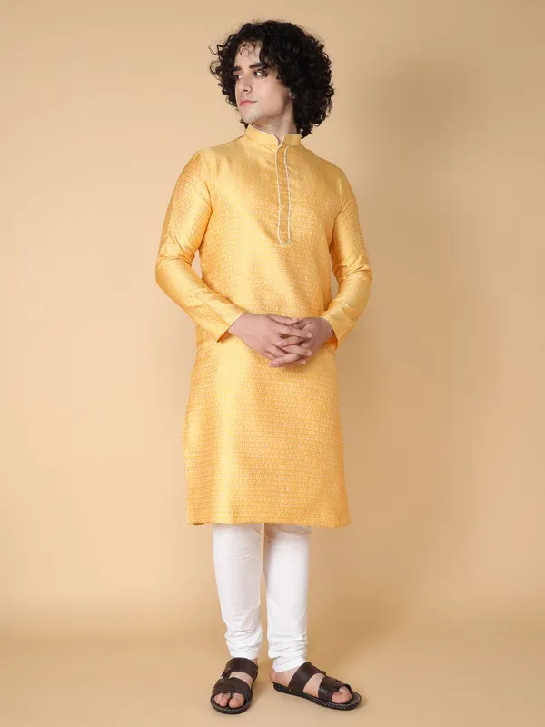 Tabard_Men_Printed_Straight_Kurta_(Yellow)