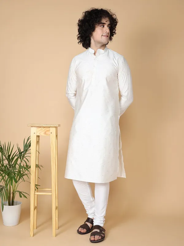 Tabard_Men_Solid_Straight_Kurta_(White)