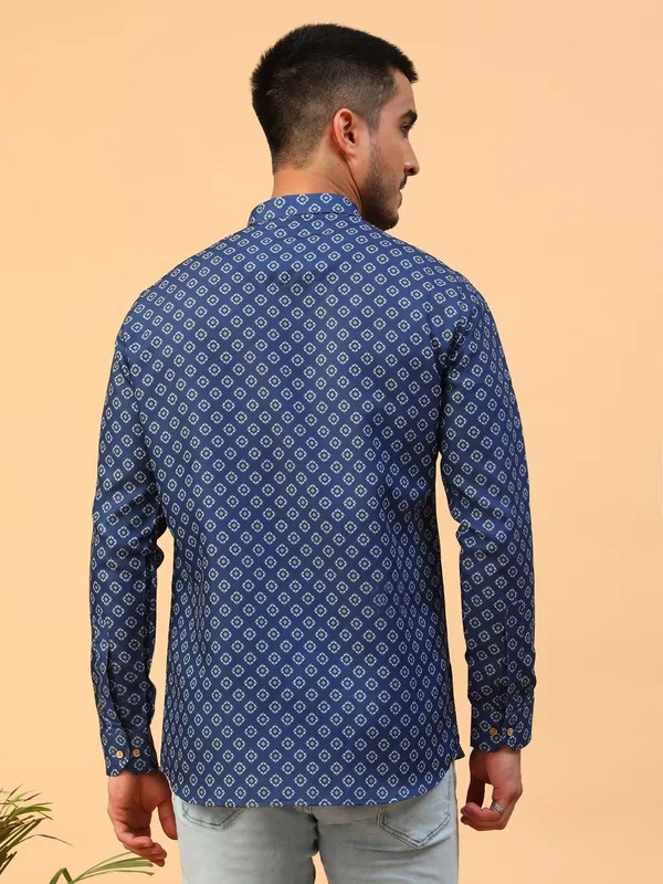 Tabard_Men_Printed_Straight_Kurta_(Blue)
