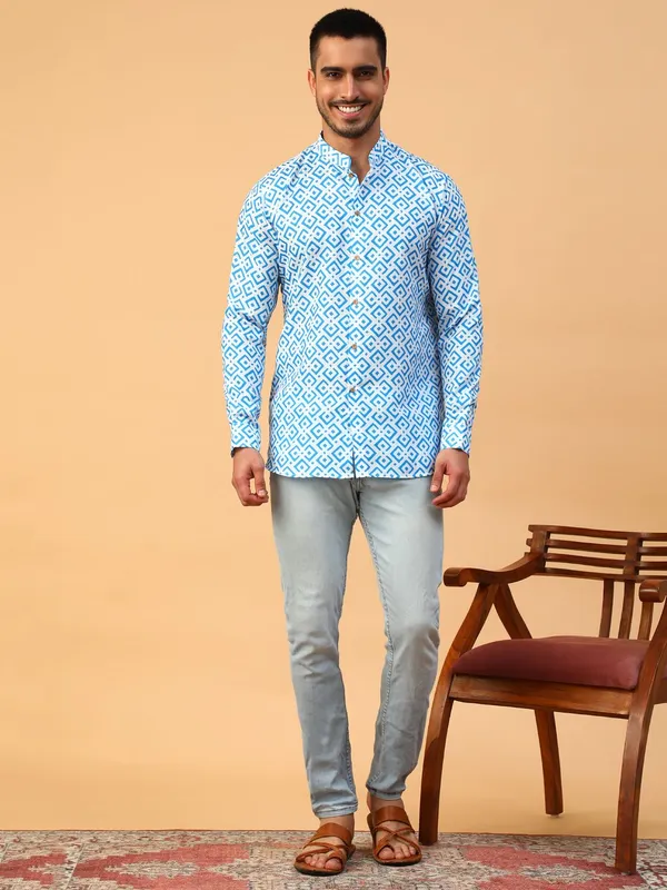 Tabard_Men_Printed_Straight_Kurta_(Blue)