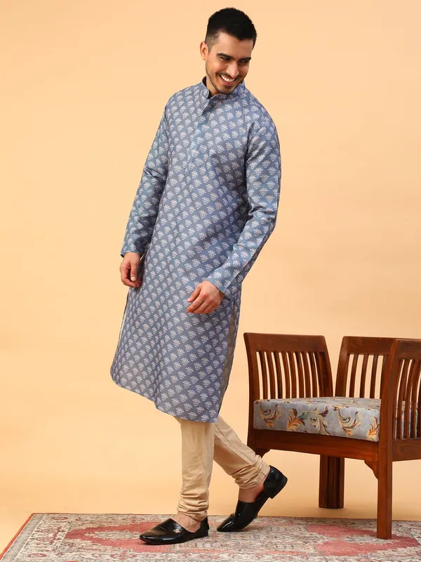 Tabard_Men_Solid_Straight_Kurta_(Blue)