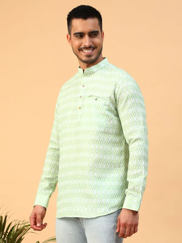 Tabard_Men_Printed_Straight_Kurta_(Green)