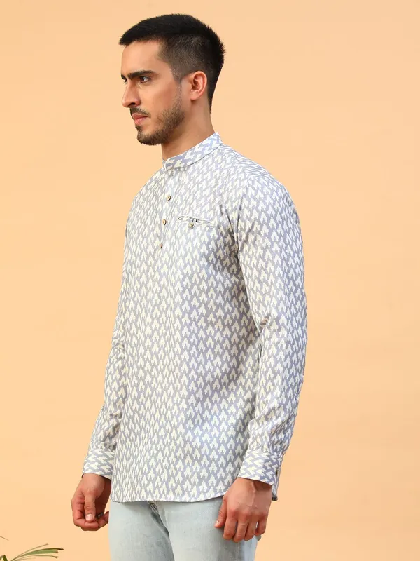 Tabard_Men_Printed_Straight_Kurta_(Blue)