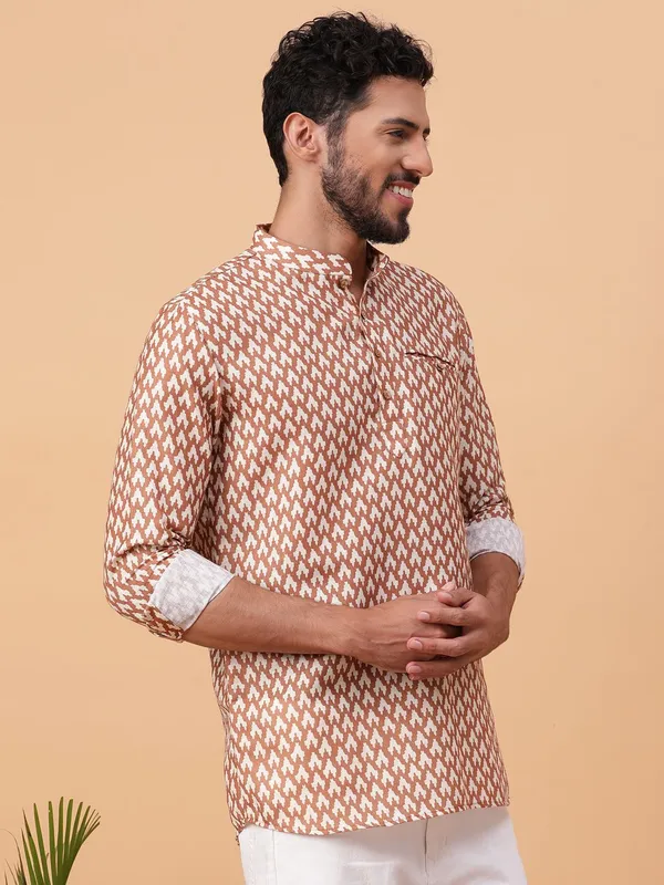 Tabard_Men_Printed_Straight_Kurta_(Yellow)