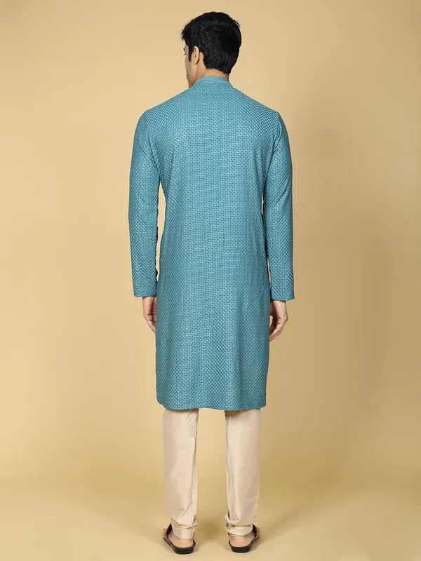 Tabard_Men_Chikan_Embroidery_Straight_Kurta_(Green)