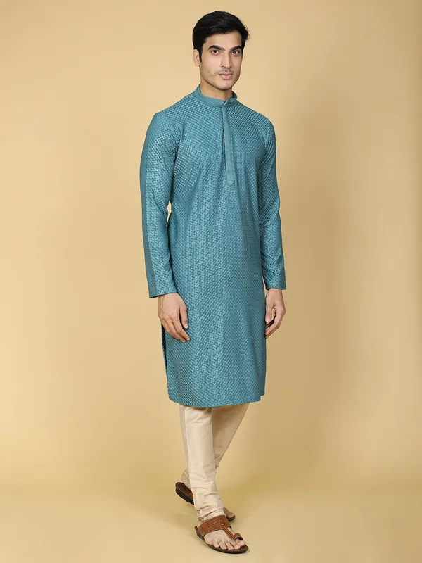 Tabard_Men_Chikan_Embroidery_Straight_Kurta_(Green)