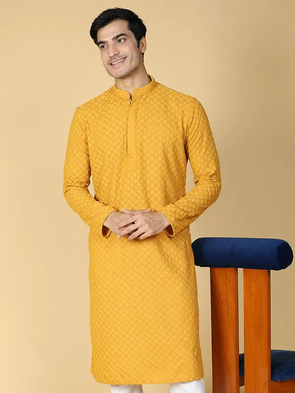 Tabard_Men_Chikan_Embroidery_Straight_Kurta_(Yellow)