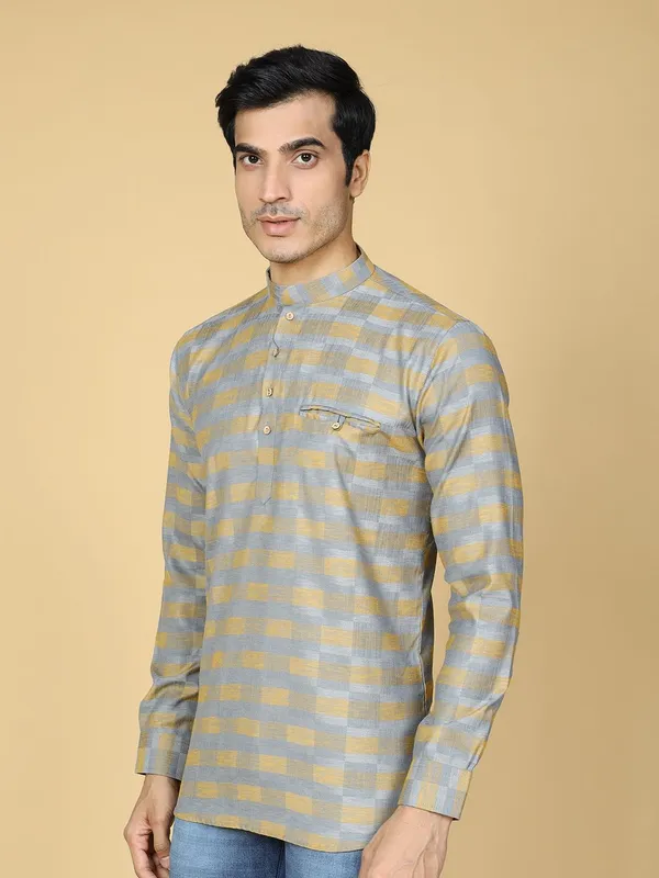Tabard_Men_Printed_Straight_Kurta_(Blue)