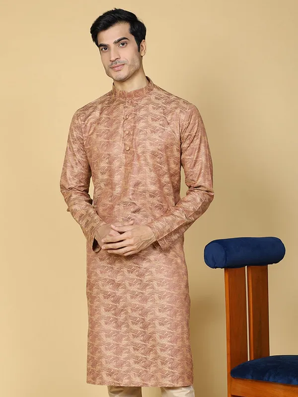 Tabard_Men_Embroidered_Straight_Kurta_(Red)