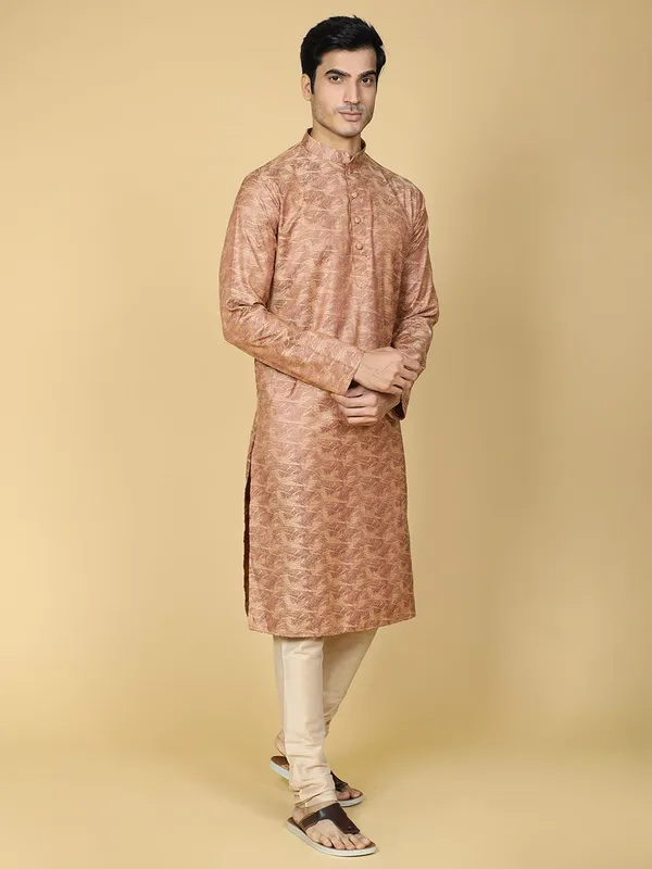 Tabard_Men_Embroidered_Straight_Kurta_(Red)