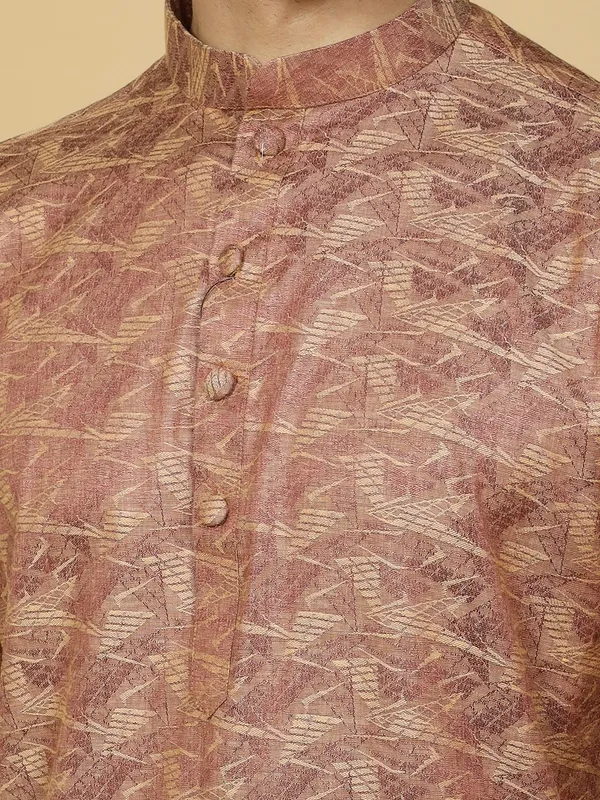 Tabard_Men_Embroidered_Straight_Kurta_(Red)