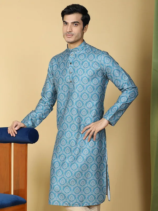 Tabard_Men_Embroidered_Straight_Kurta_(Blue)