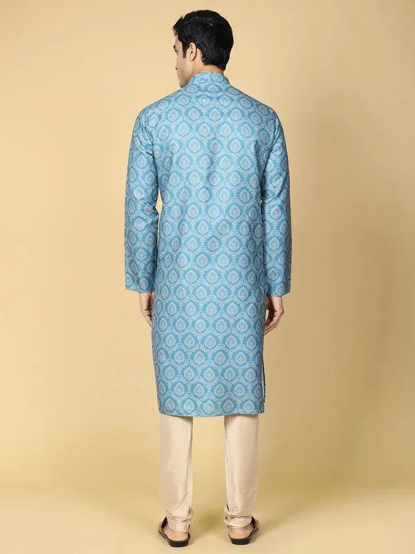 Tabard_Men_Embroidered_Straight_Kurta_(Blue)