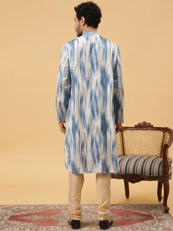 Tabard_Men_Embroidered_Straight_Kurta_(Blue,_White)