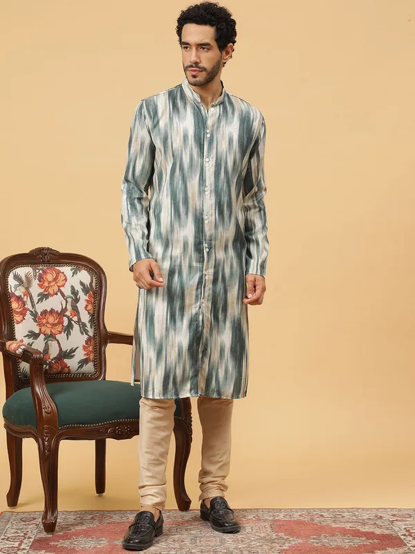 Tabard_Men_Embroidered_Straight_Kurta_(Green)