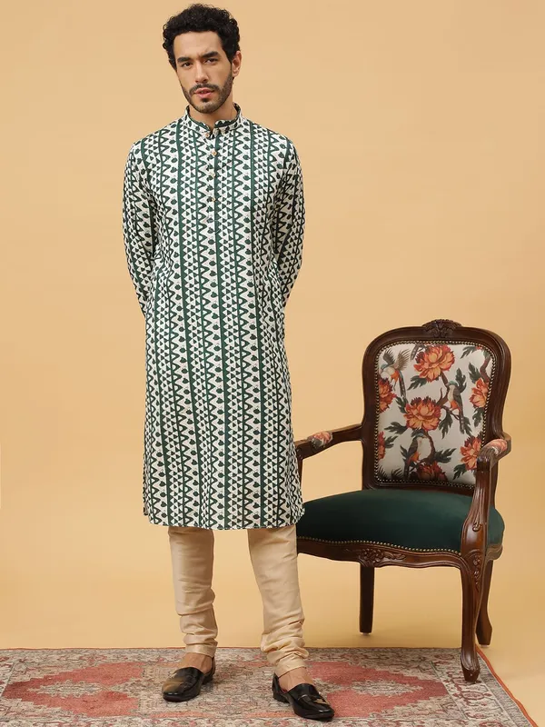 Tabard_Men_Embroidered_Straight_Kurta_(Green)