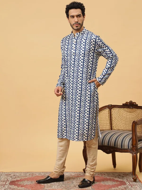Tabard_Men_Embroidered_Straight_Kurta_(Dark_Blue,_White)