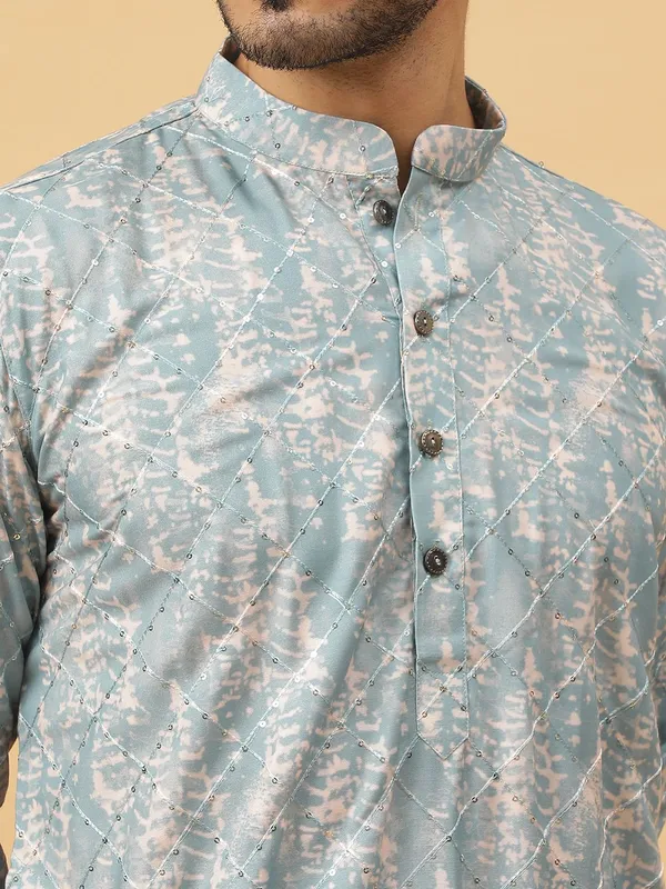 Tabard_Men_Embroidered_Straight_Kurta_(Light_Blue,_White)