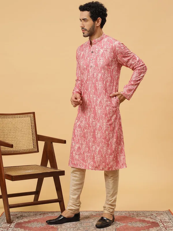Tabard_Men_Embroidered_Straight_Kurta_(Pink,_White)
