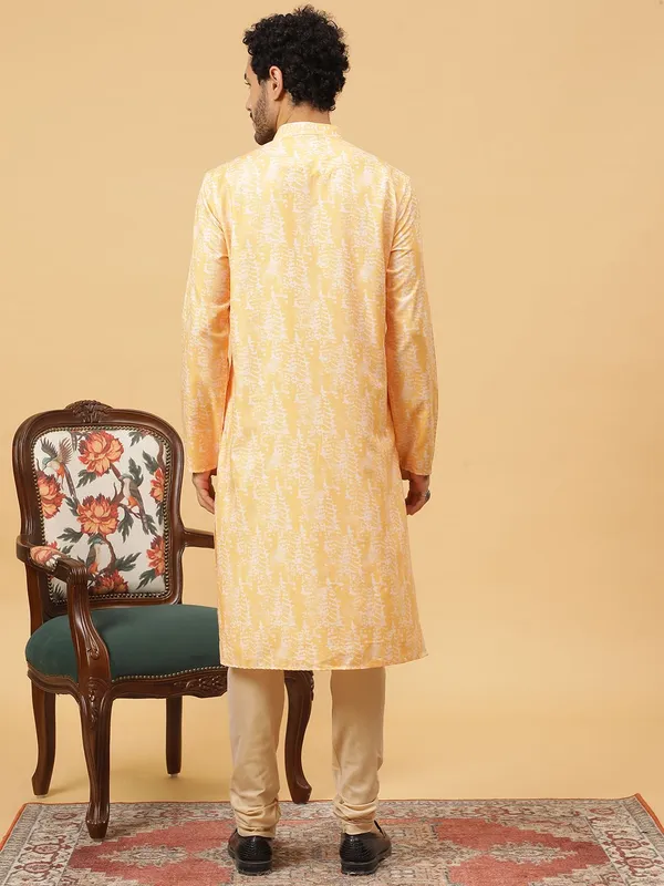 Tabard_Men_Printed_Straight_Kurta_(Yellow)