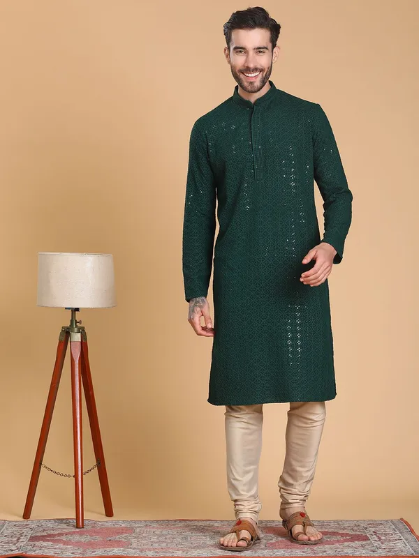 Tabard_Men_Embroidered_Straight_Kurta_(Green)