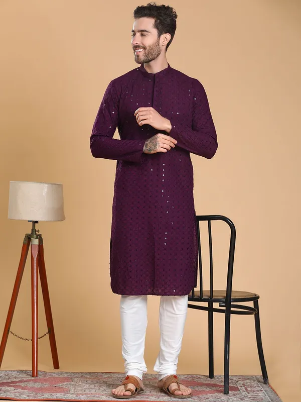 Tabard_Men_Embroidered_Straight_Kurta_(Purple)