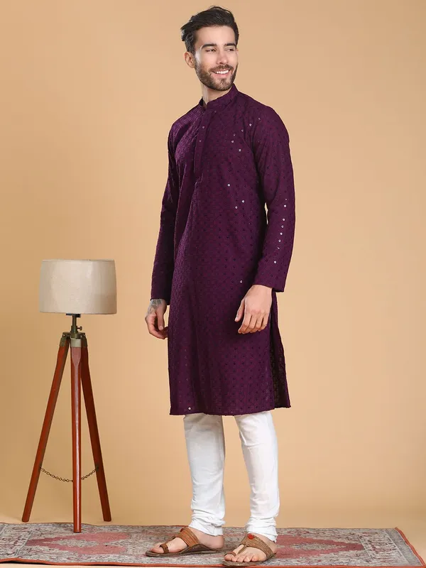 Tabard_Men_Embroidered_Straight_Kurta_(Purple)