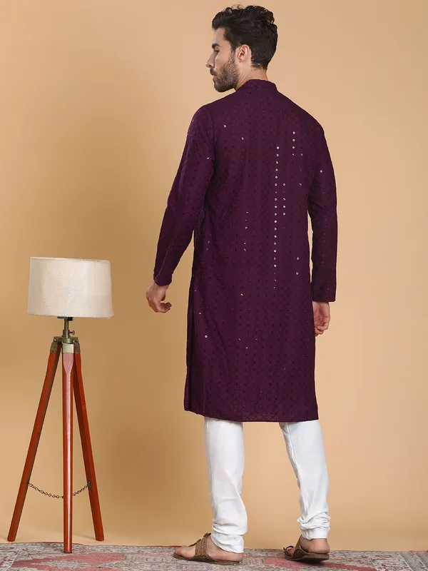 Tabard_Men_Embroidered_Straight_Kurta_(Purple)